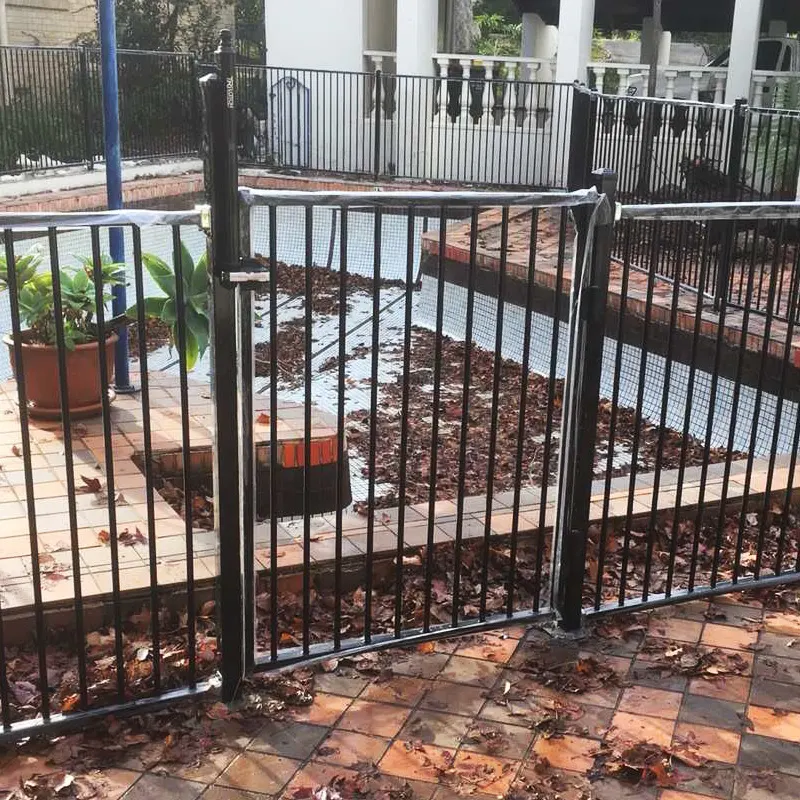 Aluminum Fence Pool Gate Application