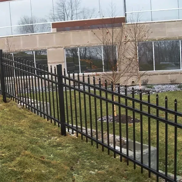 Spear Top Rackable Fence Application