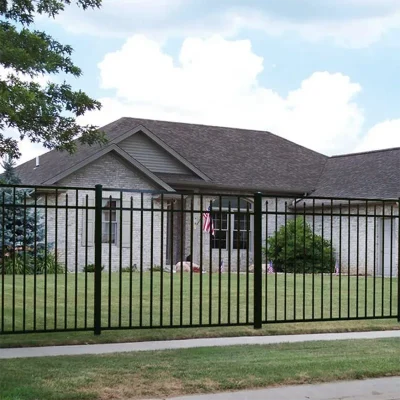 Aluminum Flat Top with Spear Fence in residential