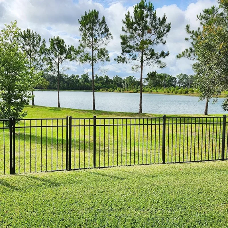 Flat Top Rackable Gate in park