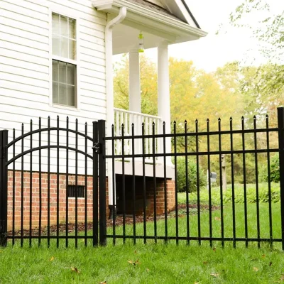Outdoor Spear Top Rackable Gate