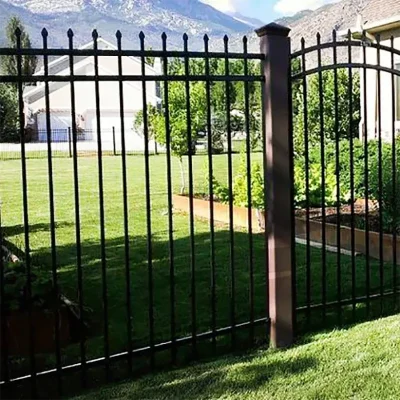 Spear Top Rackable Gate for Residential