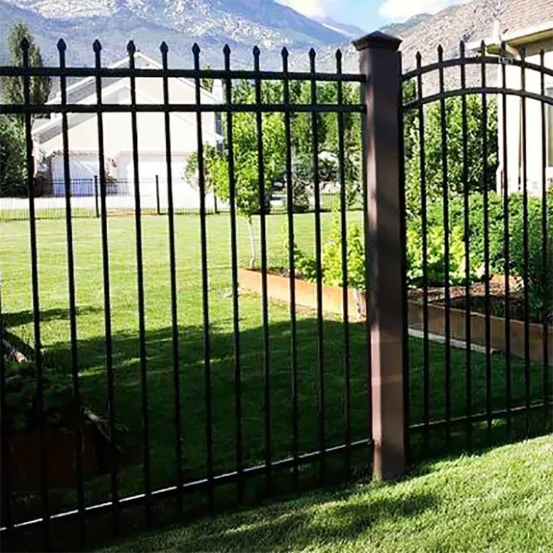 Spear Top Rackable Gate for Residential