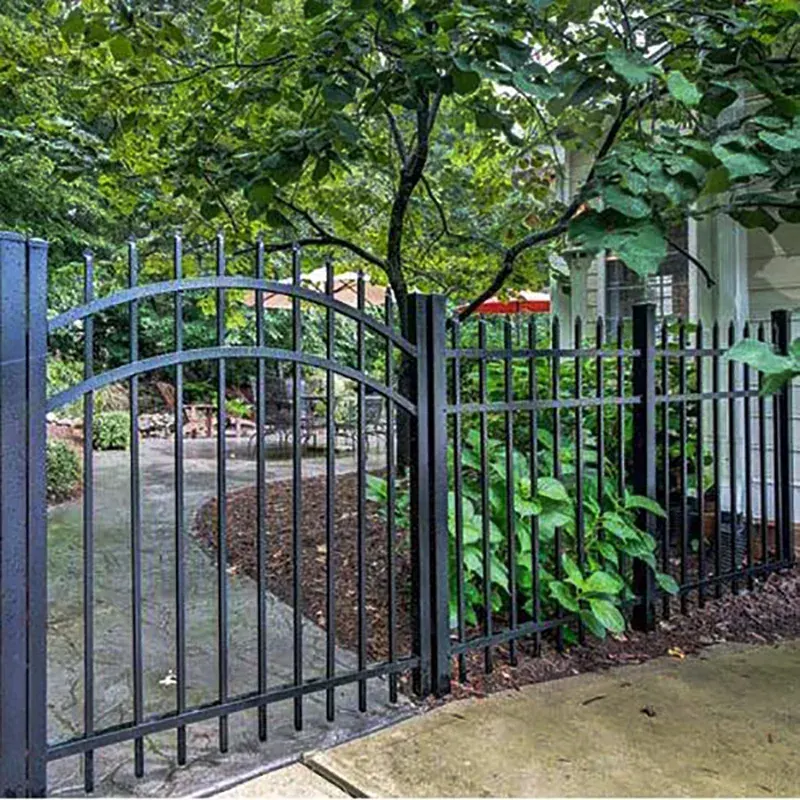 Spear Top Rackable Gate for yard