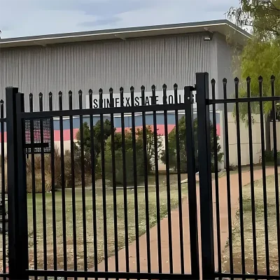 Steel Commercial Spear Top Gate in factory