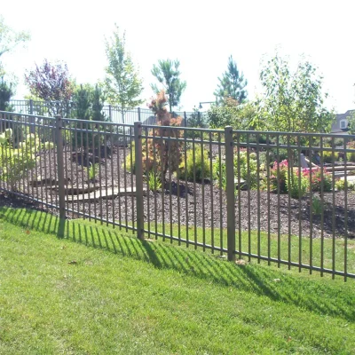 Steel Flat Top Rackable Fence in Garden