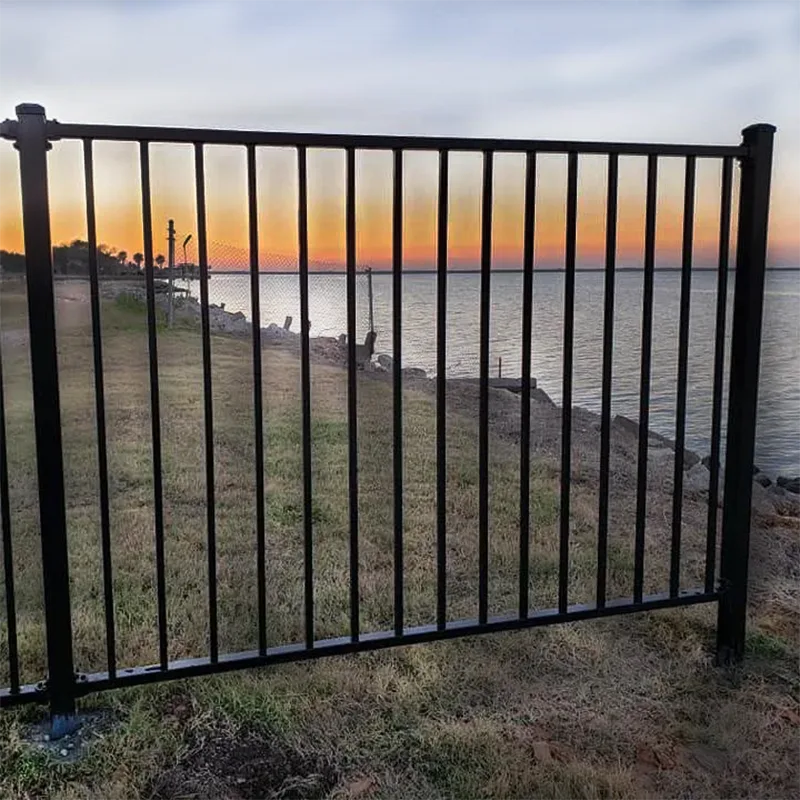 Steel Welded Commercial Flat Top Fence Application
